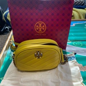 Tory Burch Kira chevron small camera bag